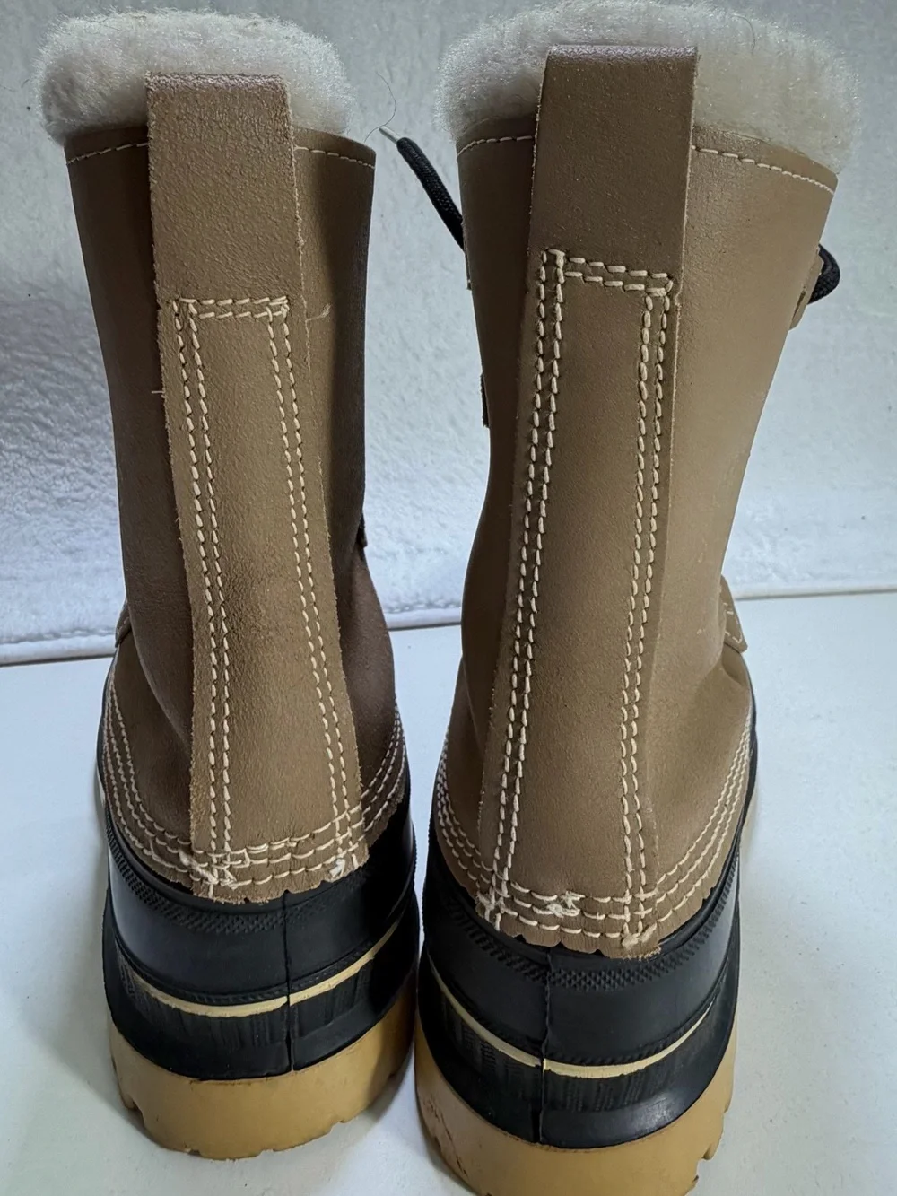 Sorel Caribou Boots Made in Canada Leather Snow Boots Tan and Black Men Size 8